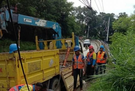 290 Gardu Listrik di Jayapura Pulih Usai Banjir - GenPI.co