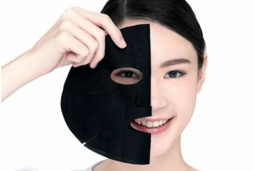 Ini 3 Kesalahan Saat Pakai Sheet Mask, Kamu Harus Tahu! - GenPI.co