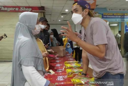 Kabar Baik! RI Alami Deflasi 0,02 Persen pada Februari - GenPI.co