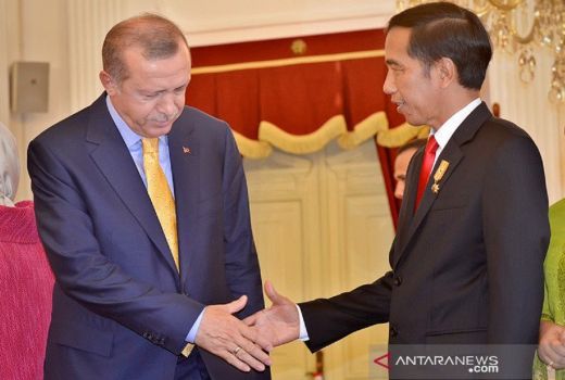 Mengubah Citra Negara, Erdogan Sepertinya Meniru Jokowi - GenPI.co