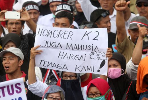 Informasi Penting bagi Honorer soal Gaji, Please Disimak - GenPI.co