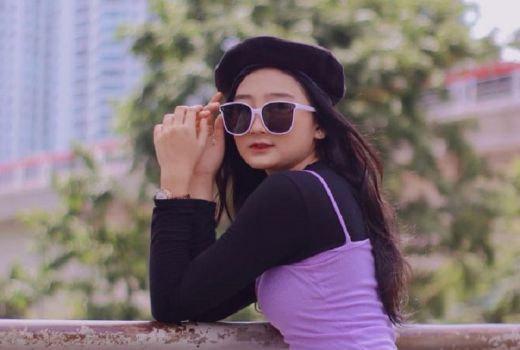 Selebgram Nur Alvie Makin Kece Pakai Jam Tangan Digitec - GenPI.co