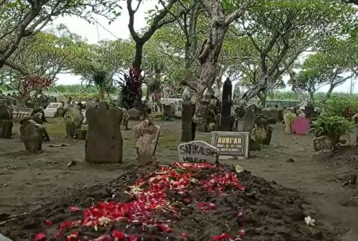 Tali Pocong Dicuri, Warga Sidoarjo Gempar, Begini Modusnya - GenPI.co