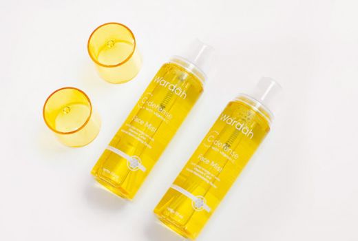 Lembapkan Kulit Wajah, Kamu Wajib Punya 5 Face Mist Lokal ini - GenPI.co