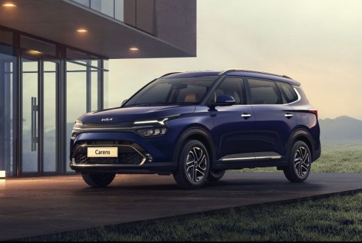 KIA Carens Diluncurkan di Jakarta Auto Week 2022, Kece Banget! - GenPI.co