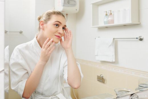 Catat! Ini 3 Skincare yang Ampuh Menghilangkan Bekas Jerawat - GenPI.co