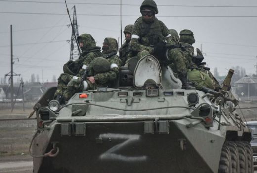 Pasukan Vladimir Putin Keok, 117 Tank Pindah Tangan ke Ukraina - GenPI.co