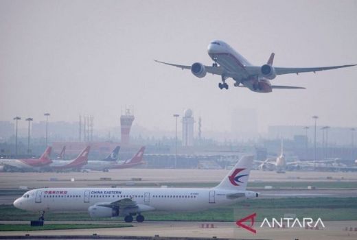 Ngeri, Pesawat Boeing Pengangkut 132 Penumpang Terjatuh di China - GenPI.co