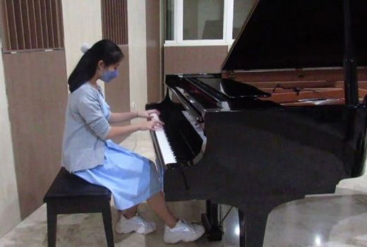 Rebecca Angelica Chiang Bermain Piano Sejak Usia 5,5 Tahun - GenPI.co