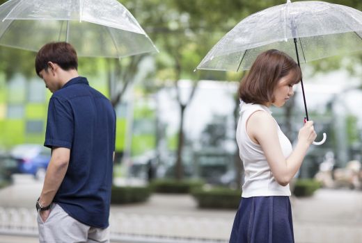 Jangan Pernah Ucapkan Pertanyaan Konyol ini Saat Kencan Pertama - GenPI.co