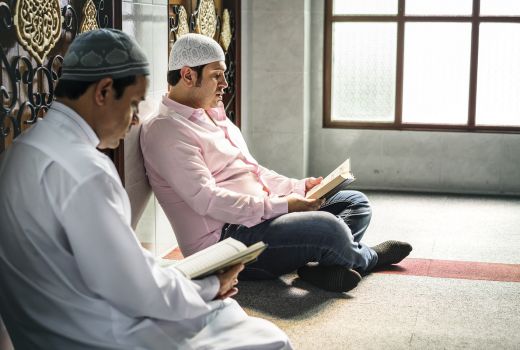 Ini Jadwal dan Teks Bacaan Niat Puasa Iduladha - GenPI.co