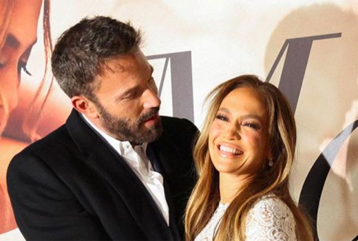 Happy Ending, Ben Affleck dan Jennifer Lopez Akhirnya Menikah! - GenPI.co