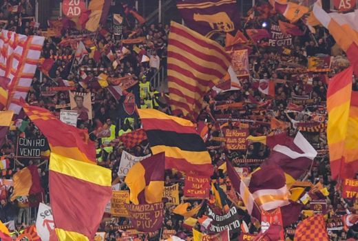 AS Roma Menang Mudah, Jose Mourinho Semringah di Kandang Empoli - GenPI.co