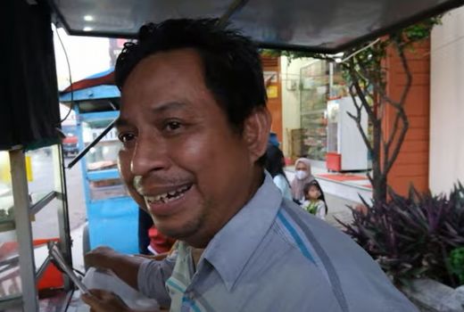 Bisnis Kue Dapel dan Kamir, Untungnya Lumayan Juga - GenPI.co