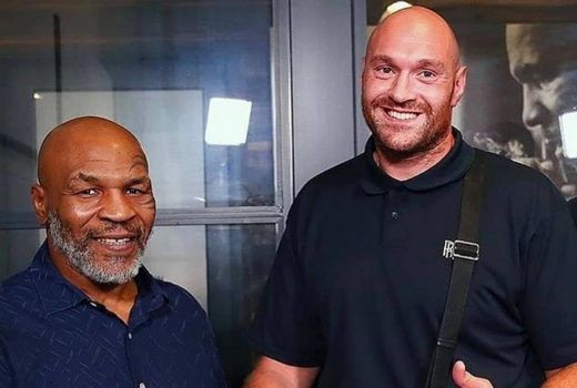 Mike Tyson dan Tyson Fury Haram untuk Dibandingkan, Ini Alasannya - GenPI.co