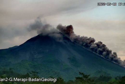 Gawat, Gunung Merapi Luncurkan 70 Kali Guguran Lava, Waspadalah! - GenPI.co