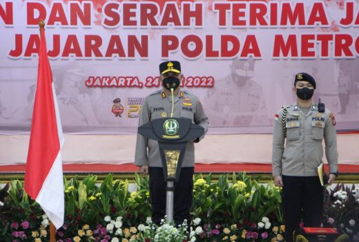 Junjung Kesetaraan Gender, 8 Polwan Dilantik Jadi Kapolsek - GenPI.co
