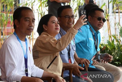 Puan Diapit Jokowi dan Anies, Pengamat Sebut Bukan Kebetulan - GenPI.co