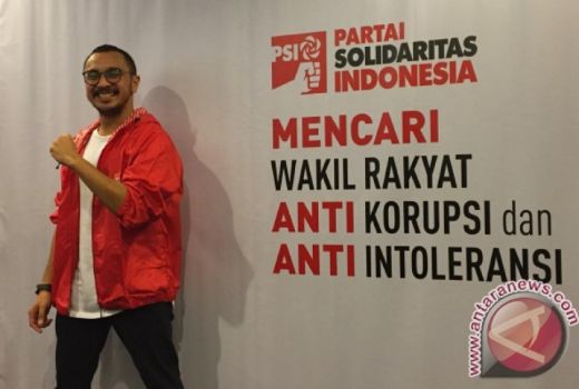 Giring Blak-blakan Pengin Jadi Gubernur DKI, Tunggu Mainnya - GenPI.co