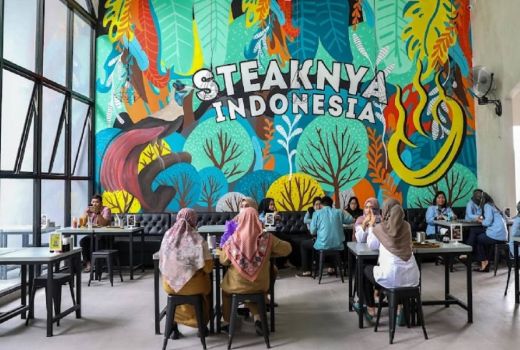 Waroeng Steak & Shake Tersertifikasi Halal MUI Hingga 2026 - GenPI.co