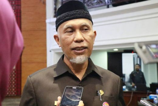 Viral Nasi Padang Babi, Reaksi Gubernur Sumbar Sangat Keras - GenPI.co