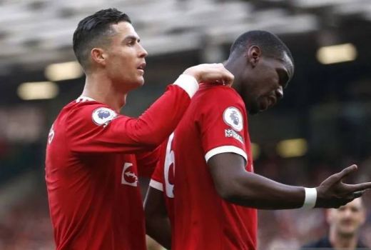 Bursa Transfer: Pogba ke Juventus, Chelsea Boyong Matthijs - GenPI.co