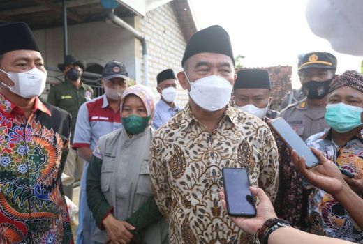 Menteri Muhadjir Effendy Imbau Mahasiswa Bantu Atasi PMK - GenPI.co