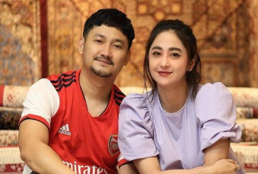 Angga Wijaya Siapkan 2 Saksi di Sidang Cerai dengan Dewi Perssik - GenPI.co