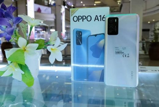 4 Handphone Harga Sejutaan Bikin Silau Mata - GenPI.co