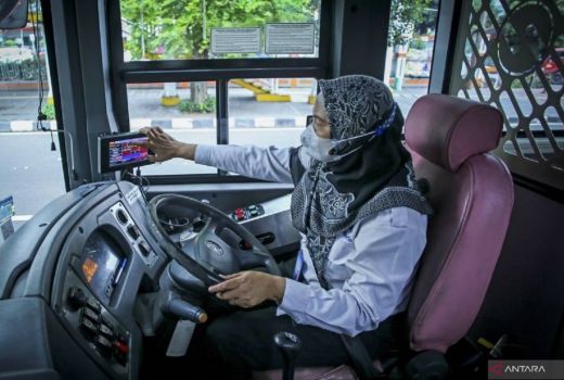 DPRD DKI Minta Pengemudi Operator Transjakarta Dievaluasi - GenPI.co