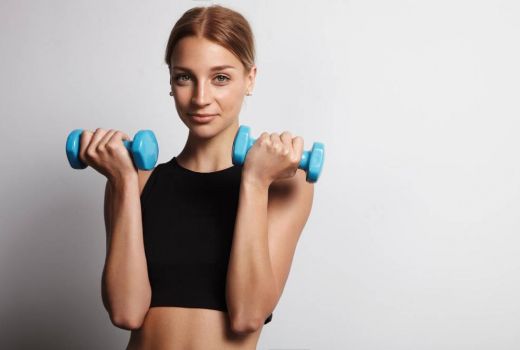 Ini 4 Olahraga Mudah untuk Mengecilkan Lengan Tanpa Pergi ke Gym - GenPI.co