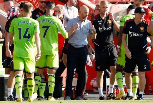 Manchester United Dibantai, Erik ten Hag Ngamuk: Sampah! - GenPI.co