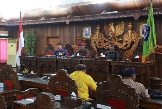 Ketua DPRD Klungkung Berharap Pendapatan Daerah Naik - GenPI.co