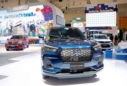 Daihatsu Hadirkan Rocky Hybrid di GIIAS, Speknya Wow Banget - GenPI.co