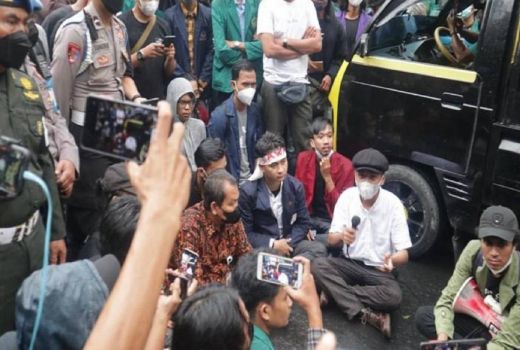 Mahasiswa Bergerak, Tuntaskan Kasus Pembunuhan Brigadir J - GenPI.co