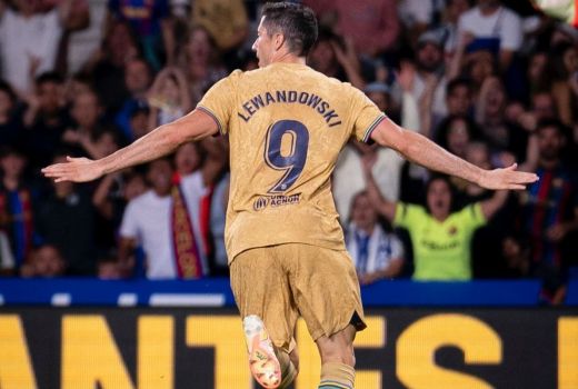 Barcelona Siksa Real Sociedad, Lewandowski Ukir 3 Rekor di Luar Nalar - GenPI.co