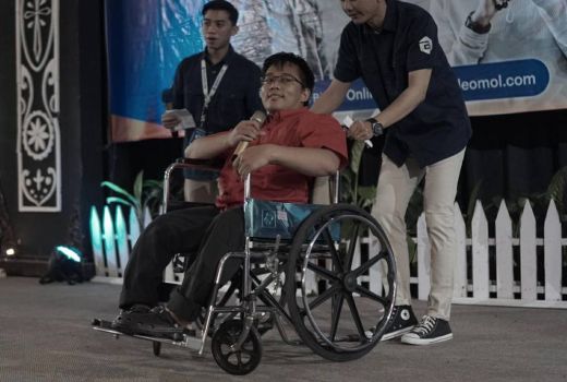 Inspiratif! Seorang Difabel Raup Omzet Ratusan Juta dari Dropshipper - GenPI.co