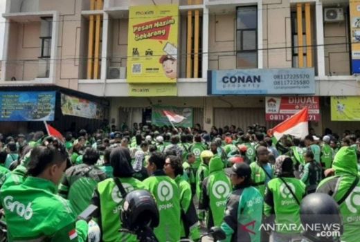 Menhub Budi Karya Sampaikan Kabar Baik, Ojol Pasti Senang - GenPI.co