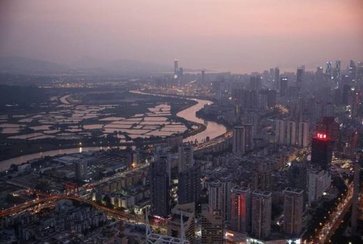 Pusat Teknologi China Ditutup Paksa, Huawei hingga Apple Kena Imbas - GenPI.co