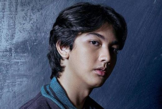 Cerita Seram Ari Irham, Pemeran Tuktuk di Mencuri Raden Saleh - GenPI.co
