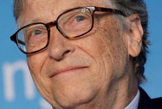 Bill Gates Beberkan Teknologi Baru Pengganti Smartphone, Mirip di Film - GenPI.co