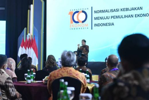 Ricuh Harga BBM, Jokowi Terus Bermanuver Tekan Inflasi - GenPI.co