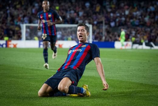 Dibandingkan Ronaldo dan Messi, Lewandowski Lebih Mengerikan - GenPI.co