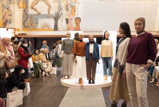 Cocok untuk Hijabers, Intip Padu Padan Koleksi Modest Wear UNIQLO - GenPI.co