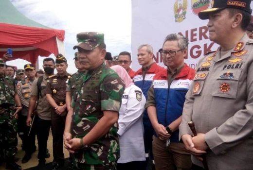 Jenderal Dudung Perintahkan Anak Buahnya, Effendi Simbolon Bisa Lega - GenPI.co
