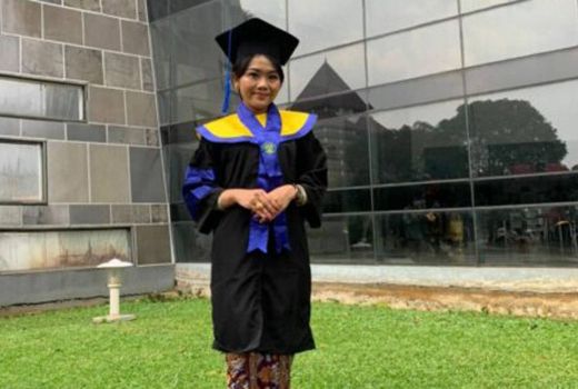 Ida Ayu Mahasiswa UI Jadi Doktor Usia 26 Tahun, Lulus IPK 4 - GenPI.co