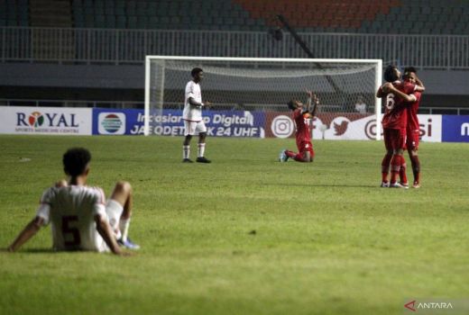 Tak Terima Dikalahkan Timnas Indonesia U-16, UEA Salahkan Rumput - GenPI.co