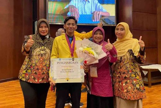 Ayahnya Pengepul Sampah, Nurjaya Mahasiswa Unnes Sangat Berprestasi - GenPI.co