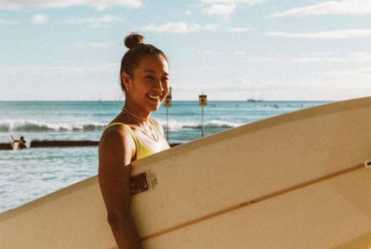 Pesona Bidadari Hawaii, Atlet Cantik yang Bikin Pria Susah Kedip - GenPI.co