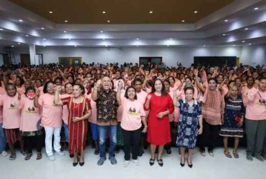 Emak-Emak NTT Nyatakan Dukungan untuk Ganjar Pranowo di Pilpres 2024 - GenPI.co